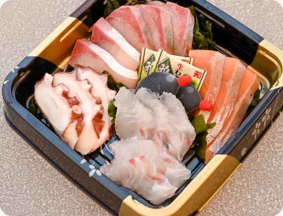 刺身の盛り合わせ